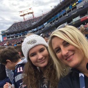 Meet your Posher, Charity